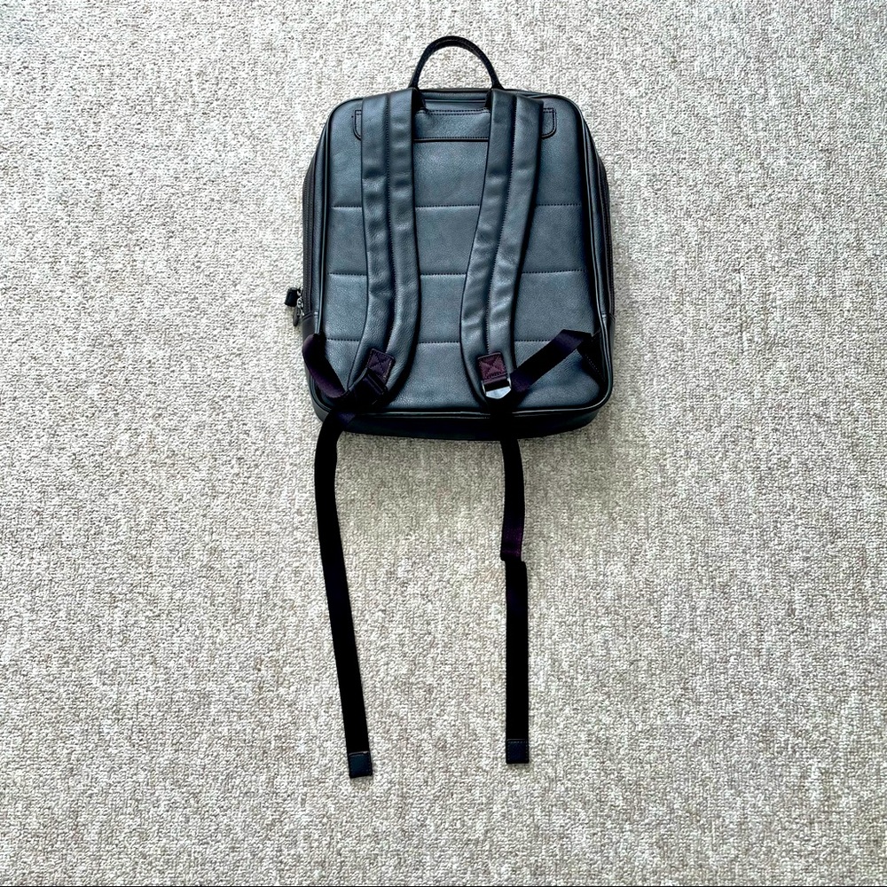 American Tourister Infinity Backpack 🎒 - Picture 4 of 10